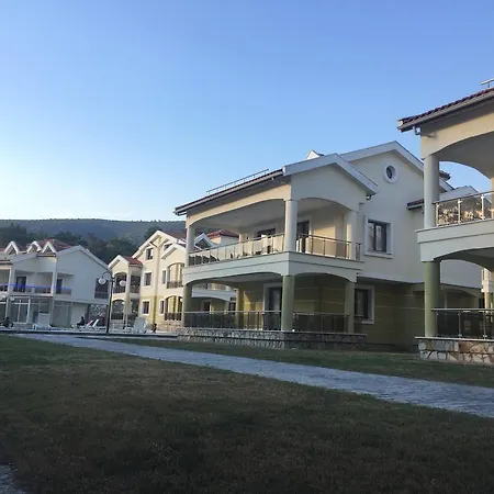 Aden Evleri Case de vacanță *